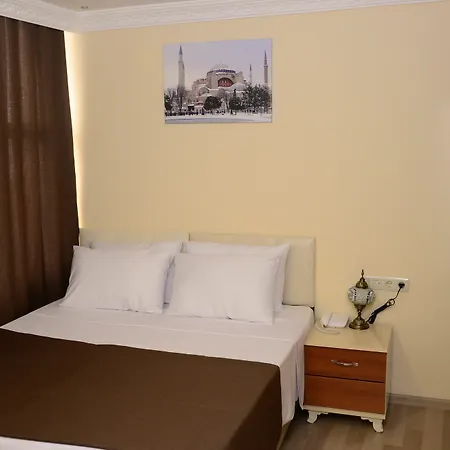 Hotel Cassa 3*